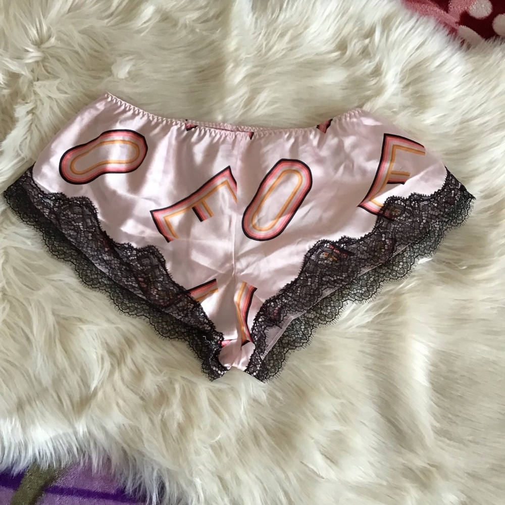 Victoria’s Secret women sleepwear short.